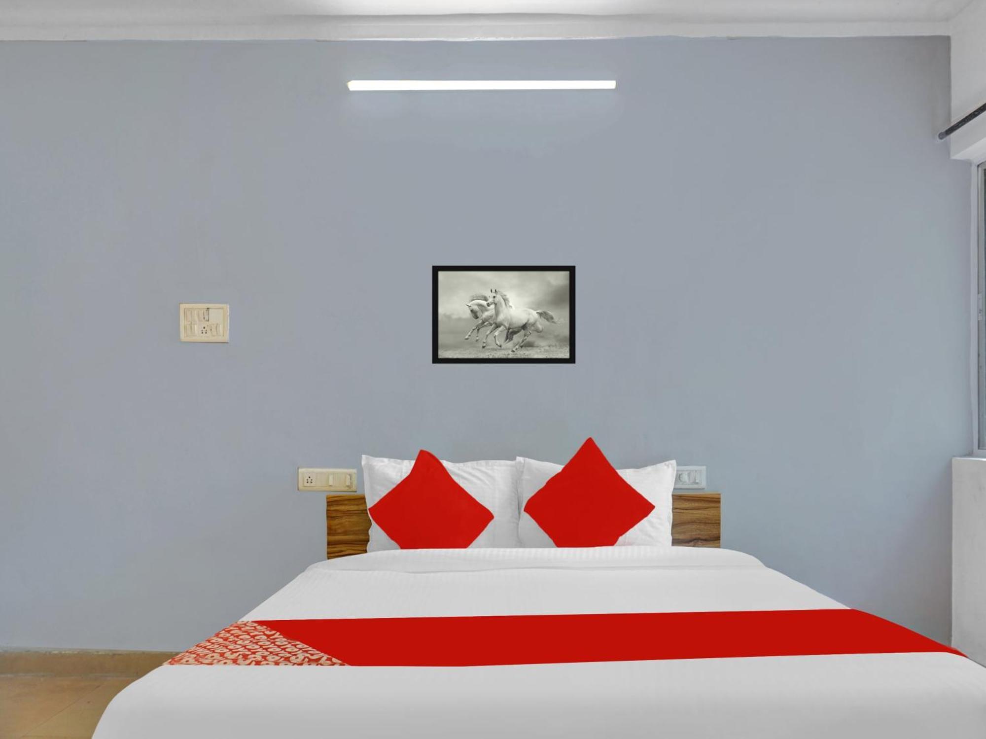 Hotel O Destiny Living Meribel Village Bagian luar foto