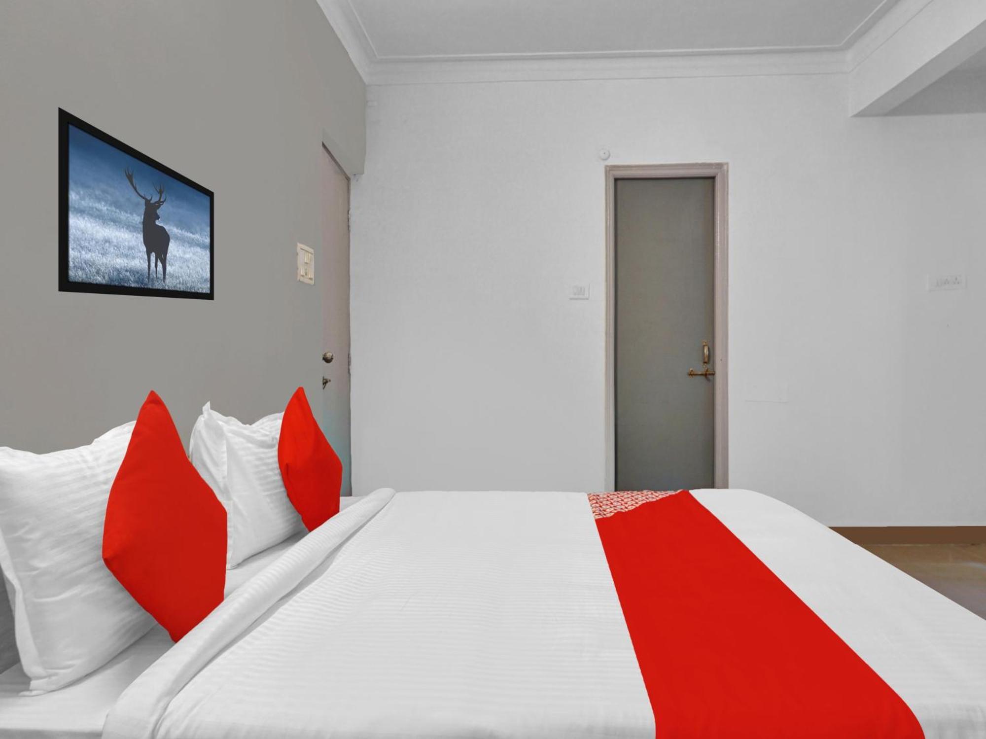 Hotel O Destiny Living Meribel Village Bagian luar foto