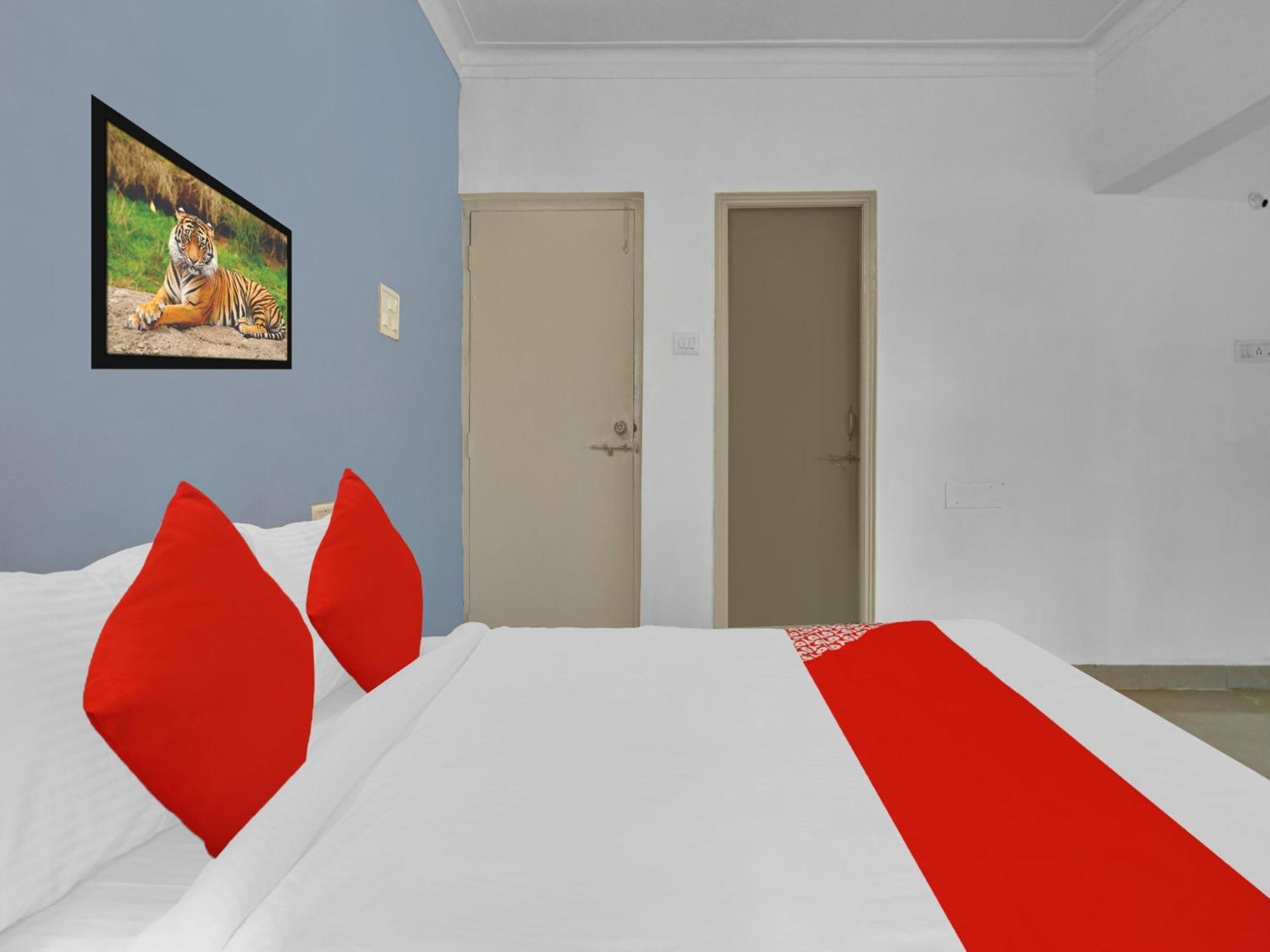 Hotel O Destiny Living Meribel Village Bagian luar foto